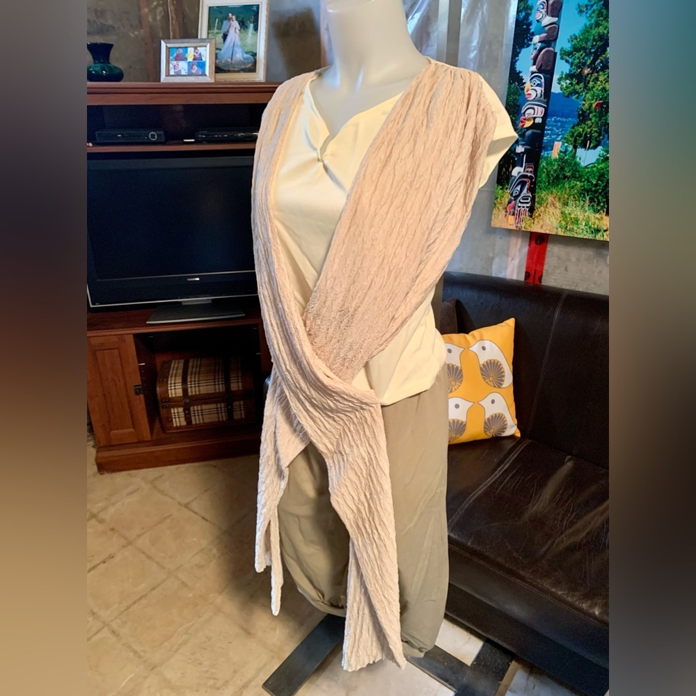 Star Wars Rey costume.  Size M.  New without tags.